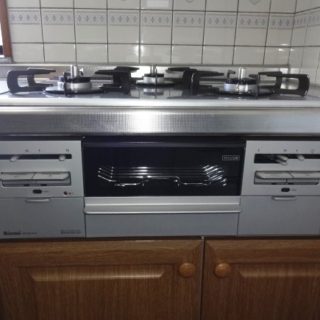 キッチンのガス調理機器と換気扇を取り換えました！